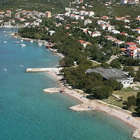 Beach 3* Klenovica