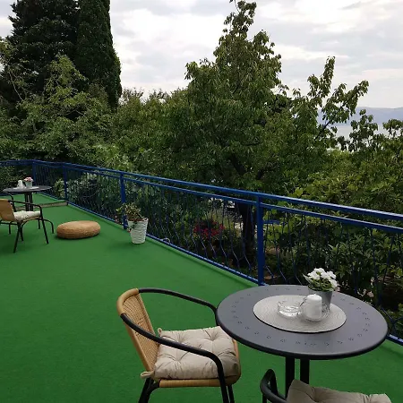 Beach Guest house 3*
